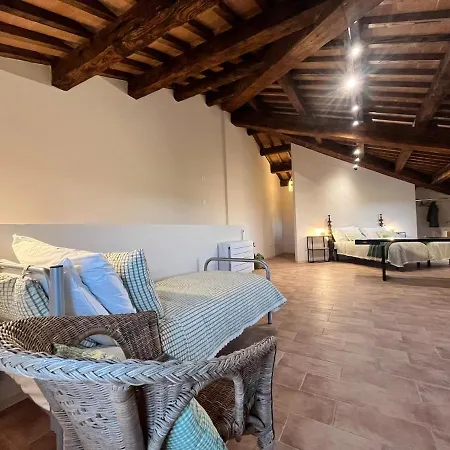 Casenelfienile Apartment *